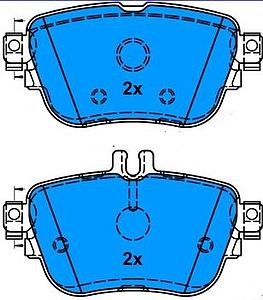 PLAQUETTES DE FREIN AR = 182290 = 